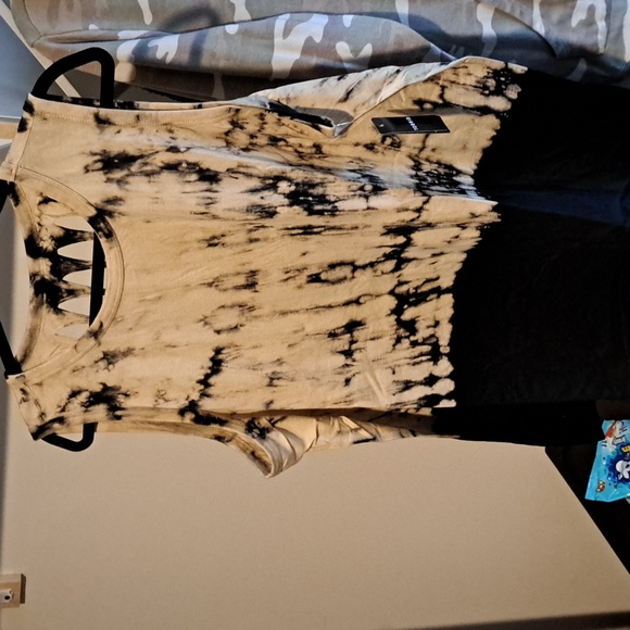 Tank top - Picture 5 of 7